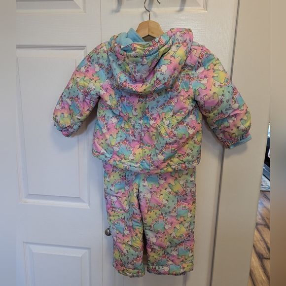 3T unicorn and rainbows snowsuit - Picture 4 of 5